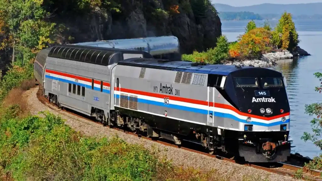 Does Amtrak Offer Military Discounts? Active & Veteran Savings