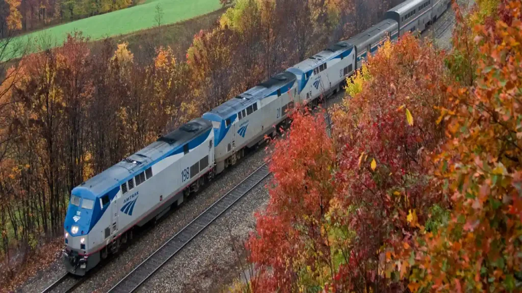 What Is the Cheapest Day of the Week to Book Amtrak Tickets?