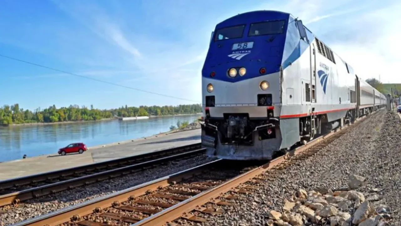 Amtrak Group Discounts and Shared Fares 2026: Save on Train Travel