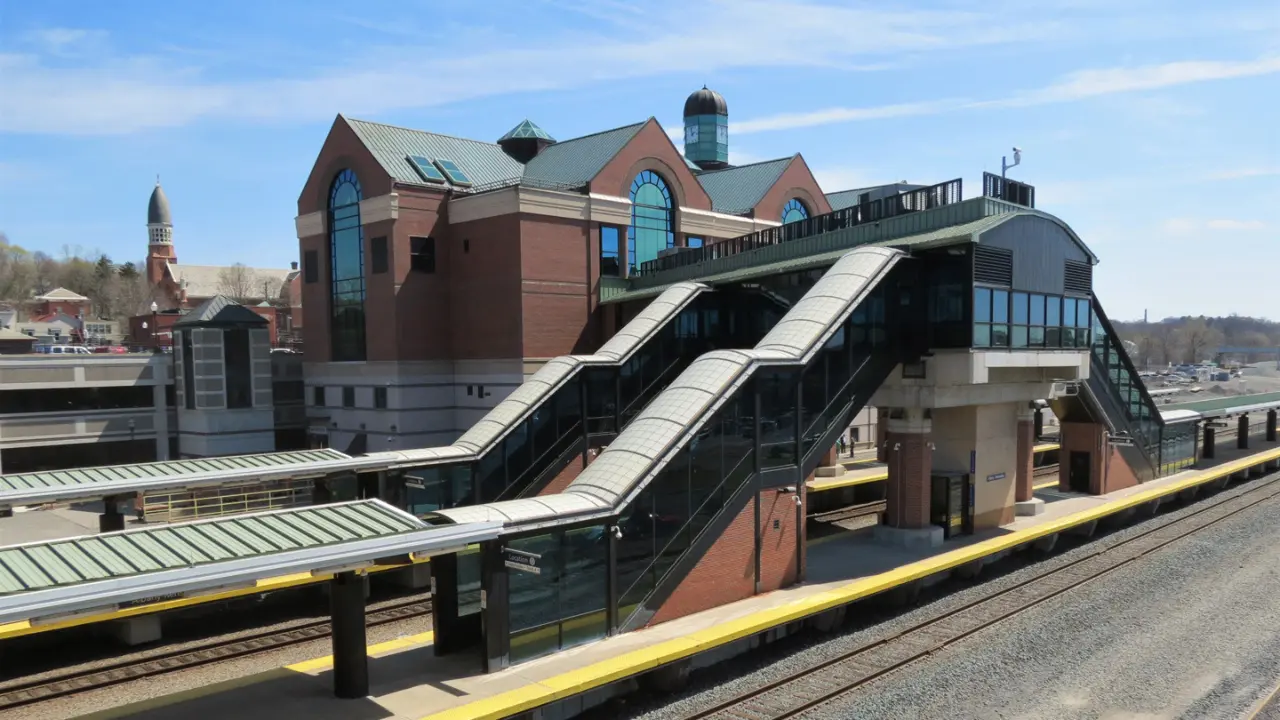 Amtrak Train Station Albany-Rensselaer, NY (ALB)
