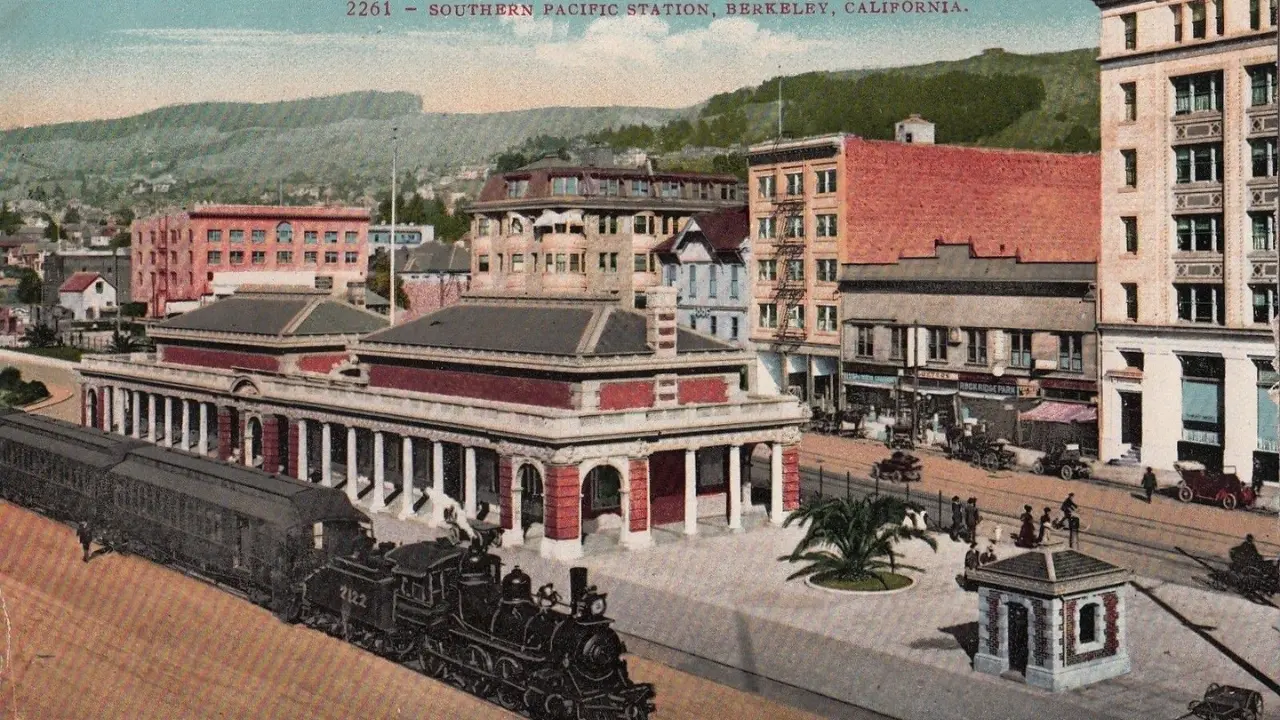Amtrak Train Station Berkeley, CA (BKY)