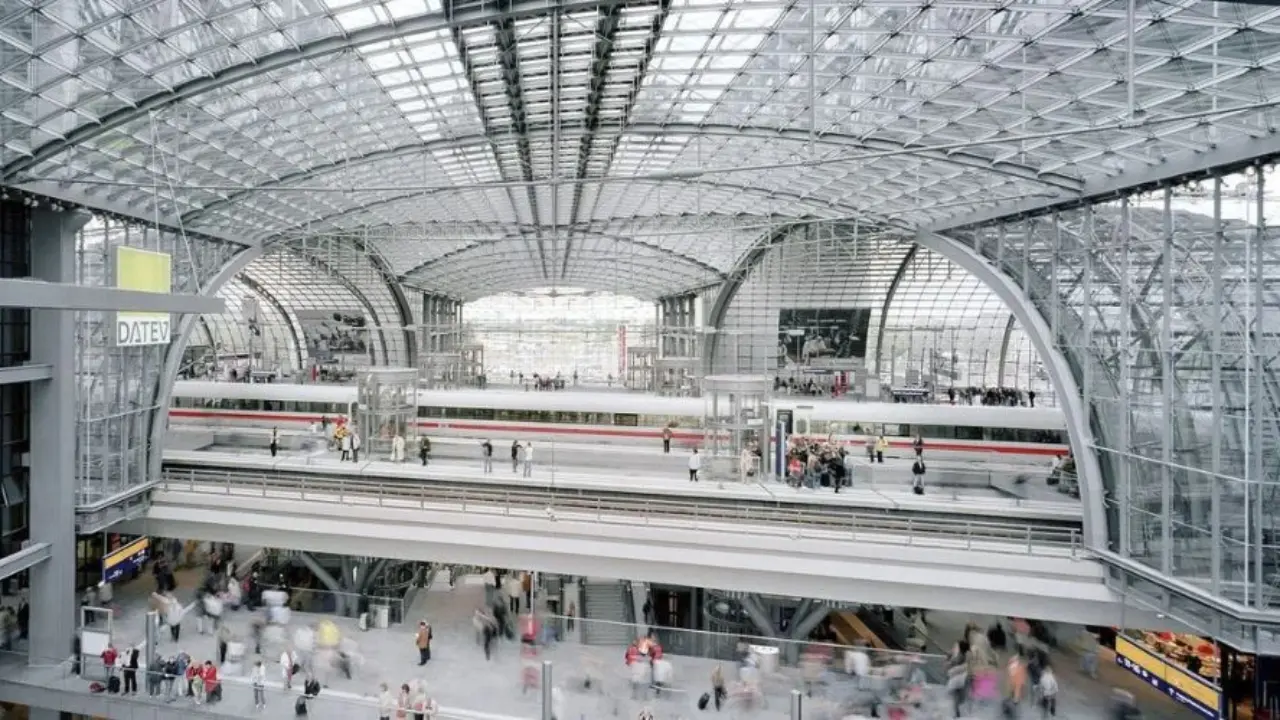 Amtrak Train Station Berlin, CT (BER)