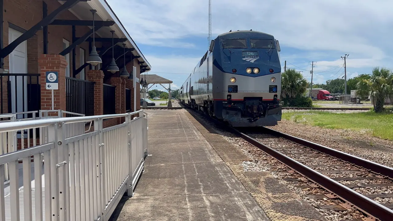 Amtrak Train Station Biloxi, MS (BIX)
