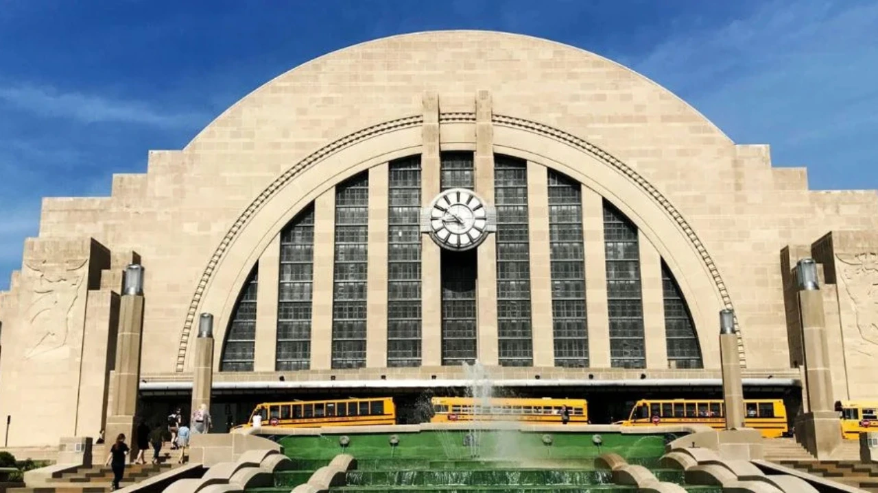 Amtrak Train Station Cincinnati, OH (CIN)