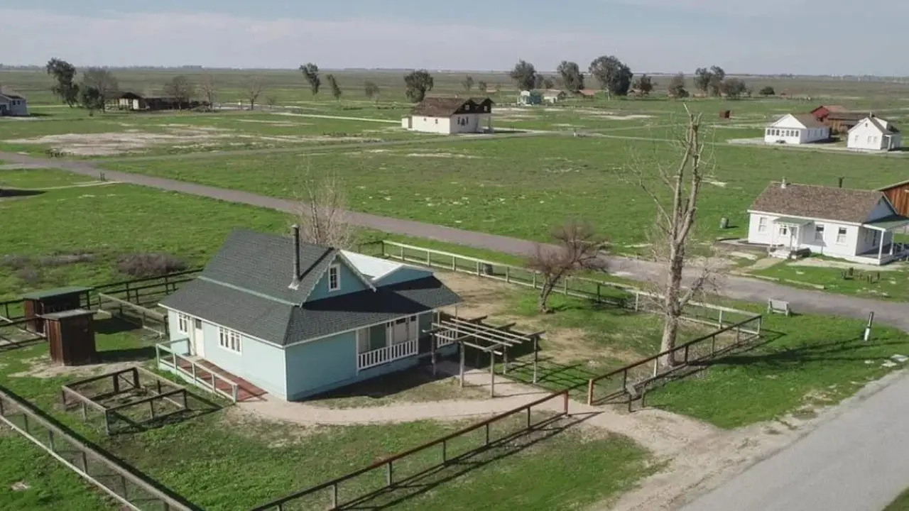 Amtrak Train Station Col Allensworth Park, CA (CNL)