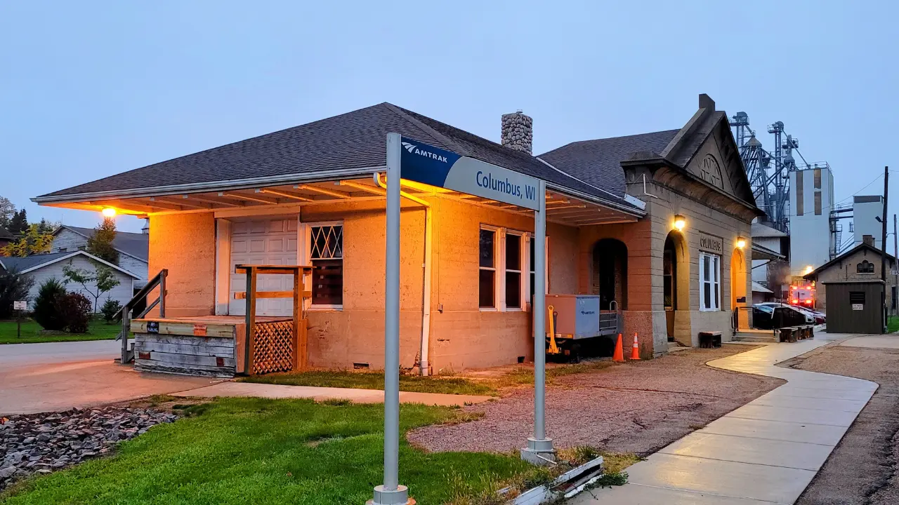 Amtrak Train Station Columbus, WI (CBS)