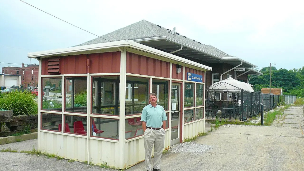 Amtrak Train Station Crawfordsville, IN (CRF)