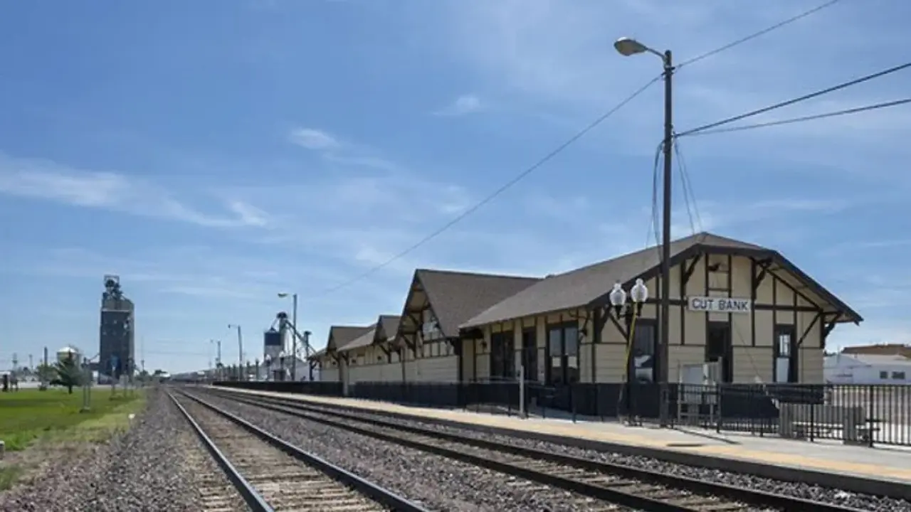 Amtrak Train Station Cut Bank, MT (CUT)