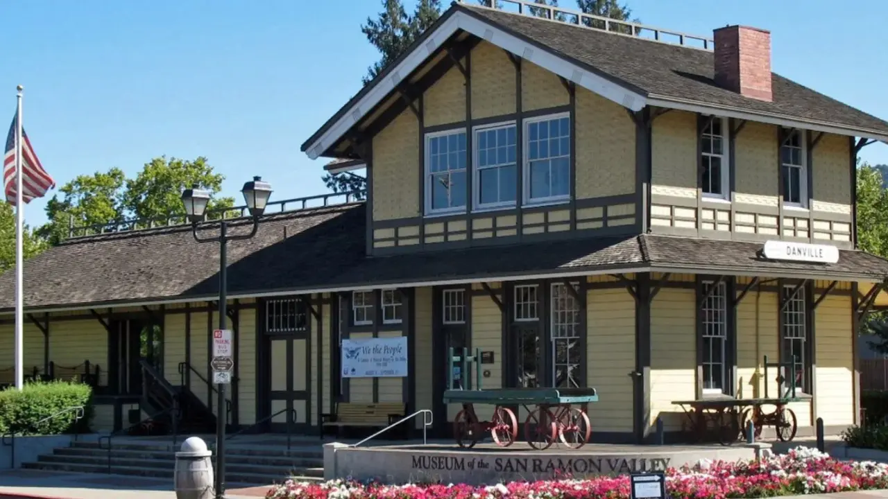 Amtrak Train Station Danville, VA (DAN)