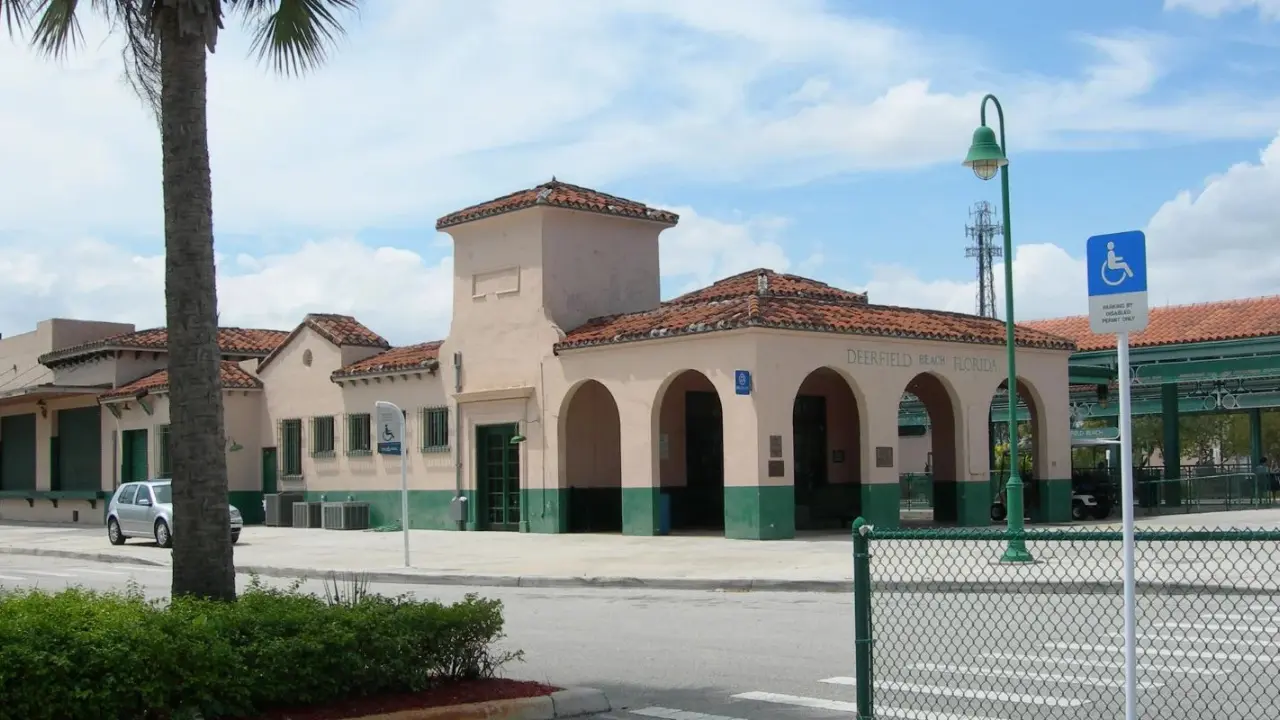 Amtrak Train Station Deerfield Beach, FL (DFB)