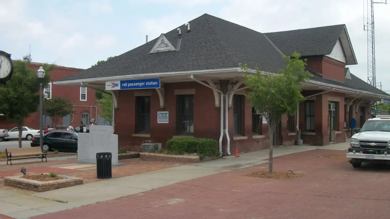 Amtrak Train Station Dillon, SC (DIL)