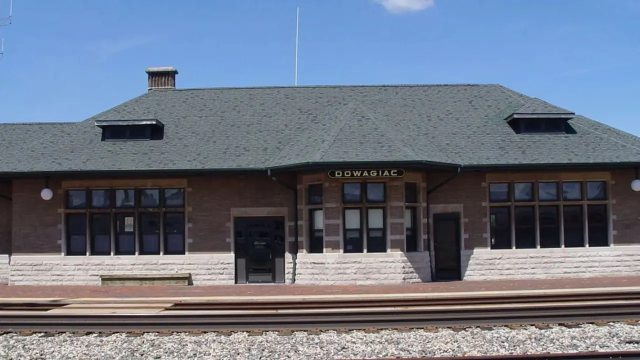 Amtrak Train Station Dowagiac, MI (DOA)