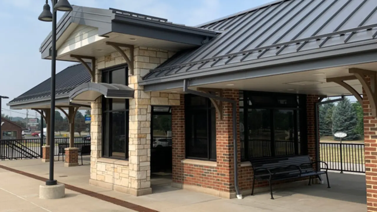 Amtrak Train Station Dyer, IN (DYE)