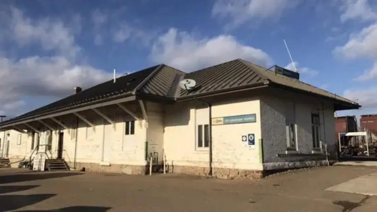 Amtrak Train Station Glasgow, MT (GGW)
