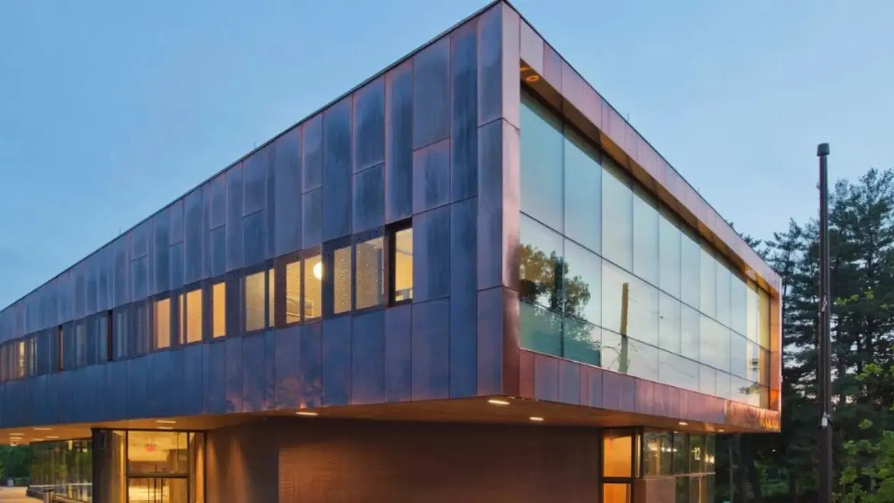 Amtrak Train Station Greenfield, MA (GFD)