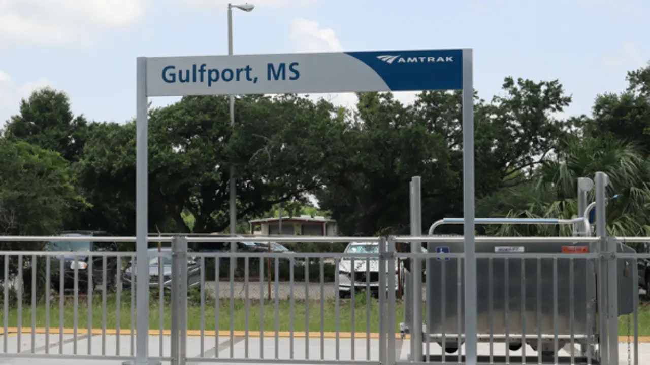 Amtrak Train Station Gulfport, MS (GUF)