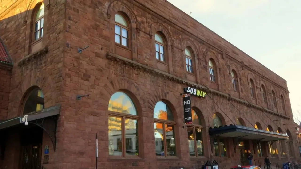 Amtrak Train Station Hartford, CT (HFD)