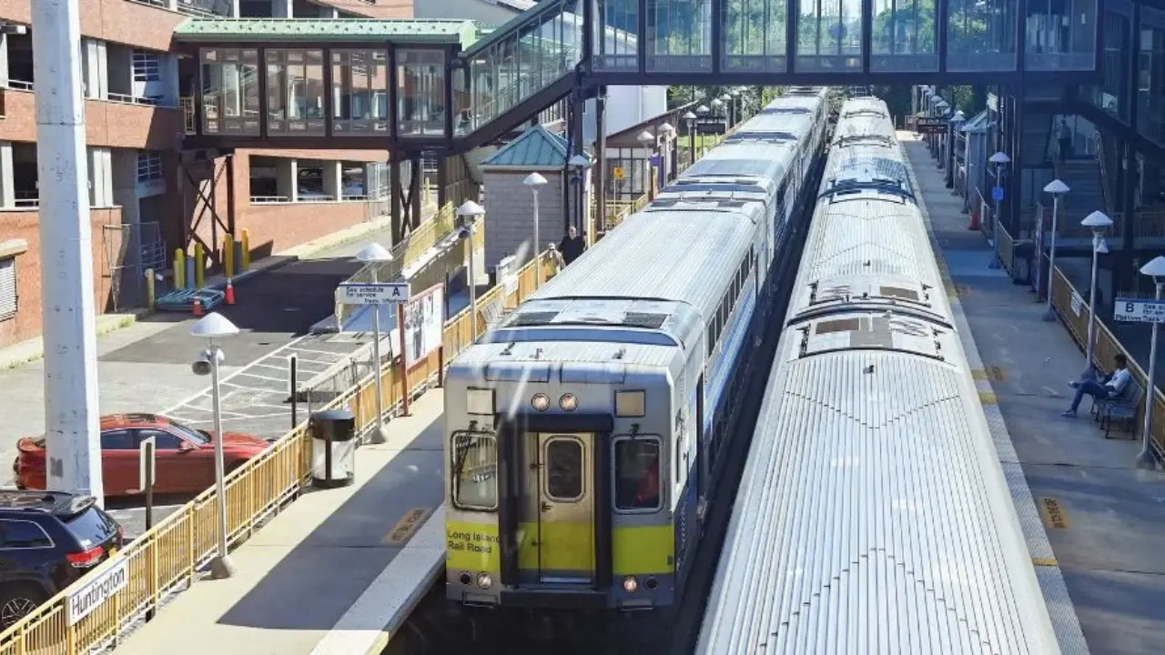 Amtrak Train Station Huntington, WV (HUN)