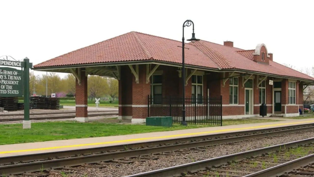 Amtrak Train Station Independence, MO (IDP)