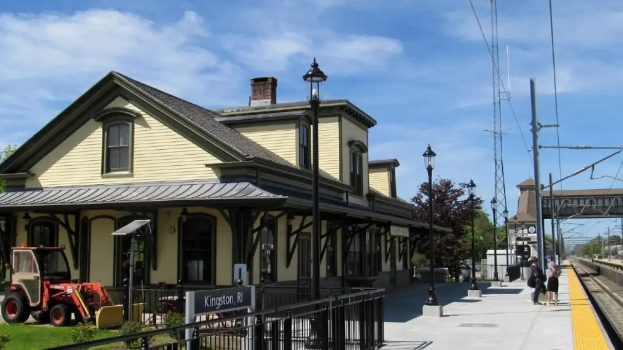 Amtrak Train Station Kingston, RI (KIN)