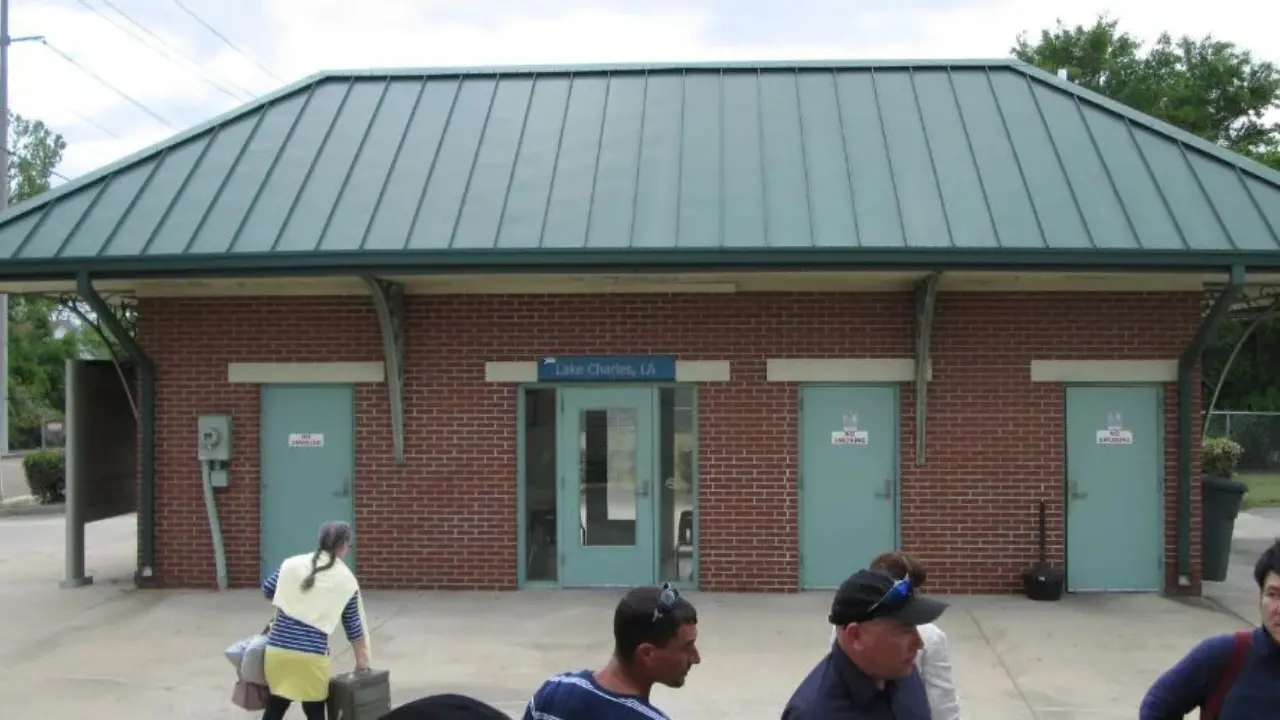 Amtrak Train Station Lake Charles, LA (LCH)