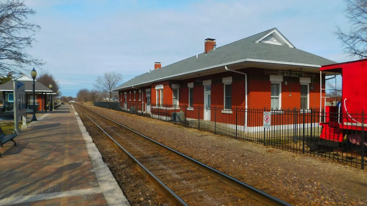 Amtrak Train Station Lee’s Summit, MO (LEE)