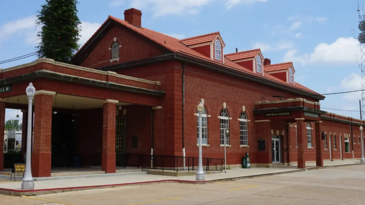 Amtrak Train Station Longview, TX (LVW)