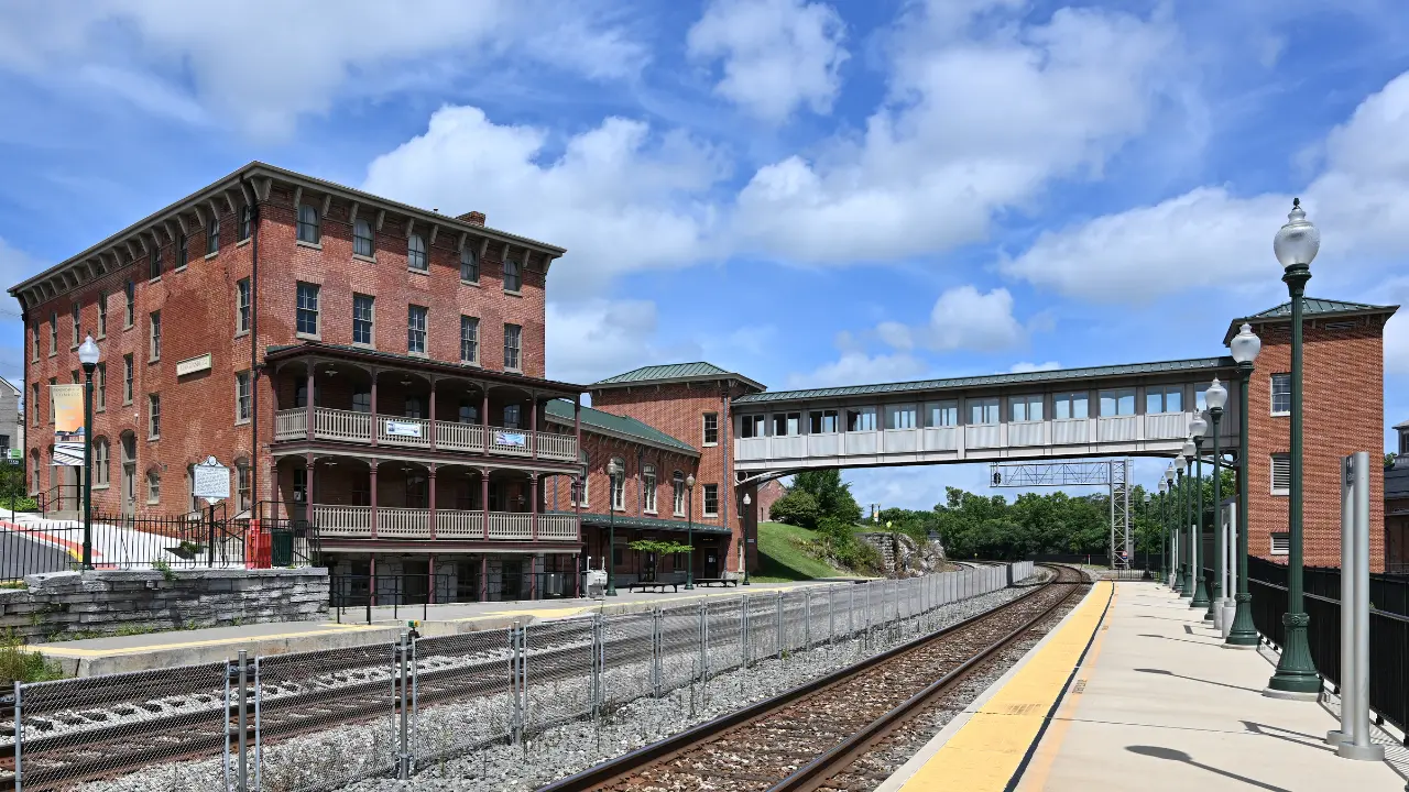 Amtrak Train Station Martinsburg, WV (MRB)