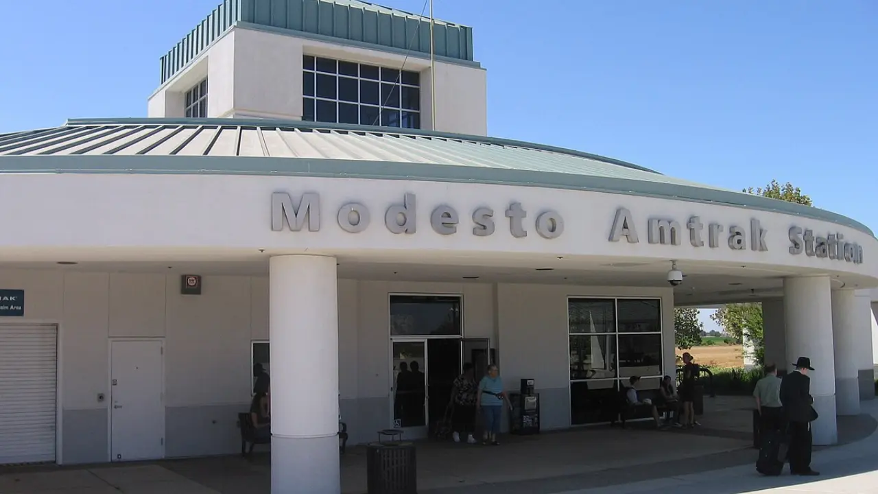 Amtrak Train Station Modesto, CA (MOD)
