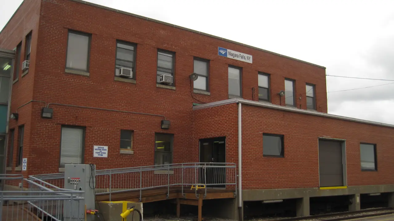 Amtrak Train Station Niagara Falls, ON (NFS)