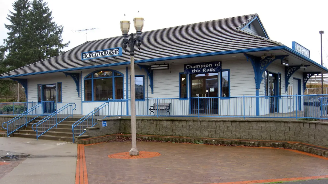 Amtrak Train Station Olympia-Lacey, WA (OLW)