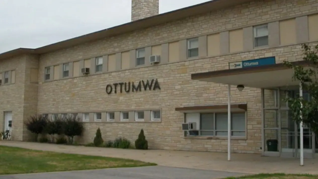 Amtrak Train Station Ottumwa, IA (OTM)