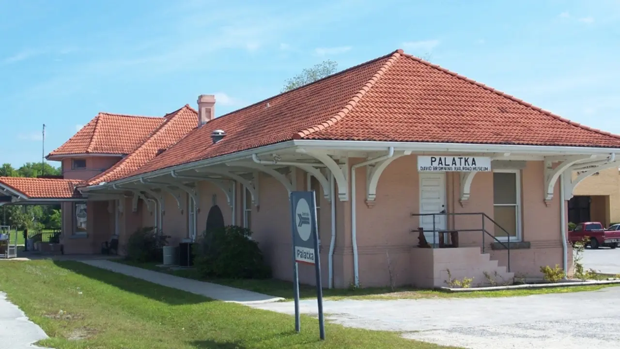 Amtrak Train Station Palatka, FL (PAK)