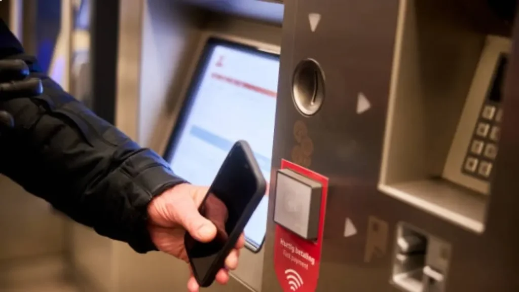 Amtrak Self-Service Kiosks