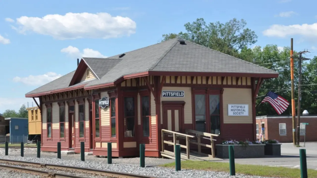 Amtrak Train Station Pittsfield, MA (PIT)
