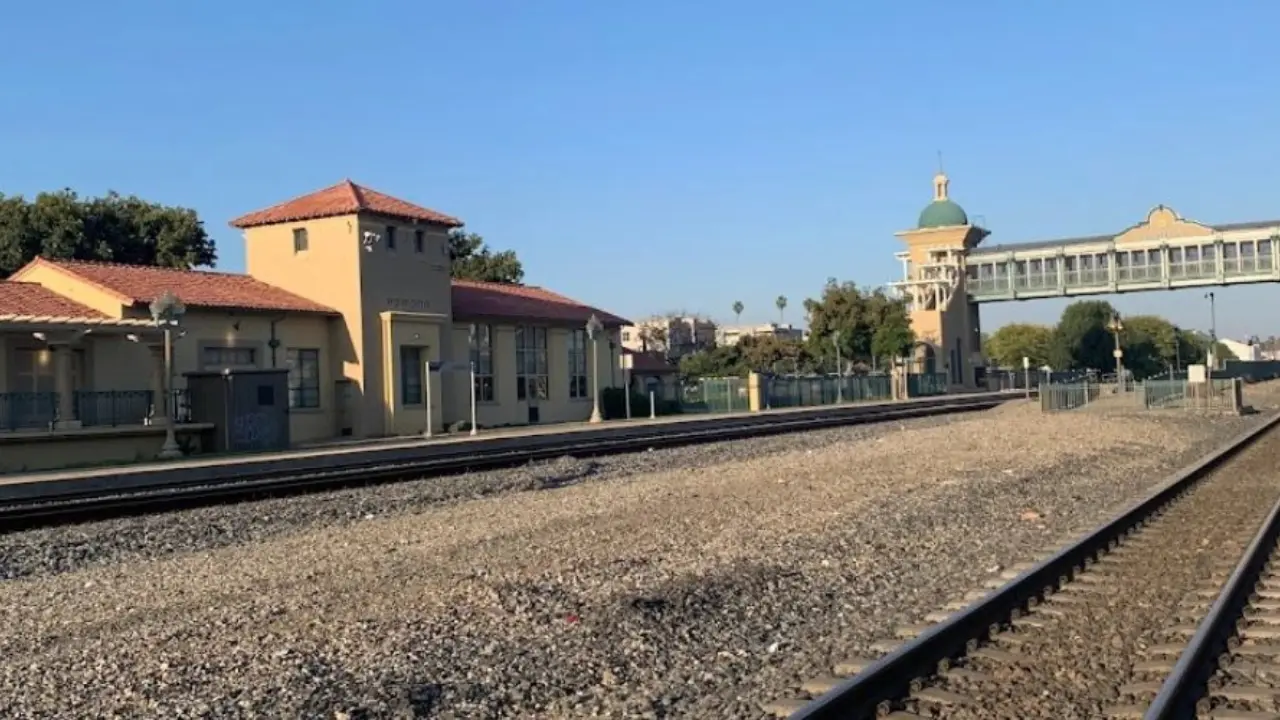Amtrak Train Station Pomona, CA (POS)