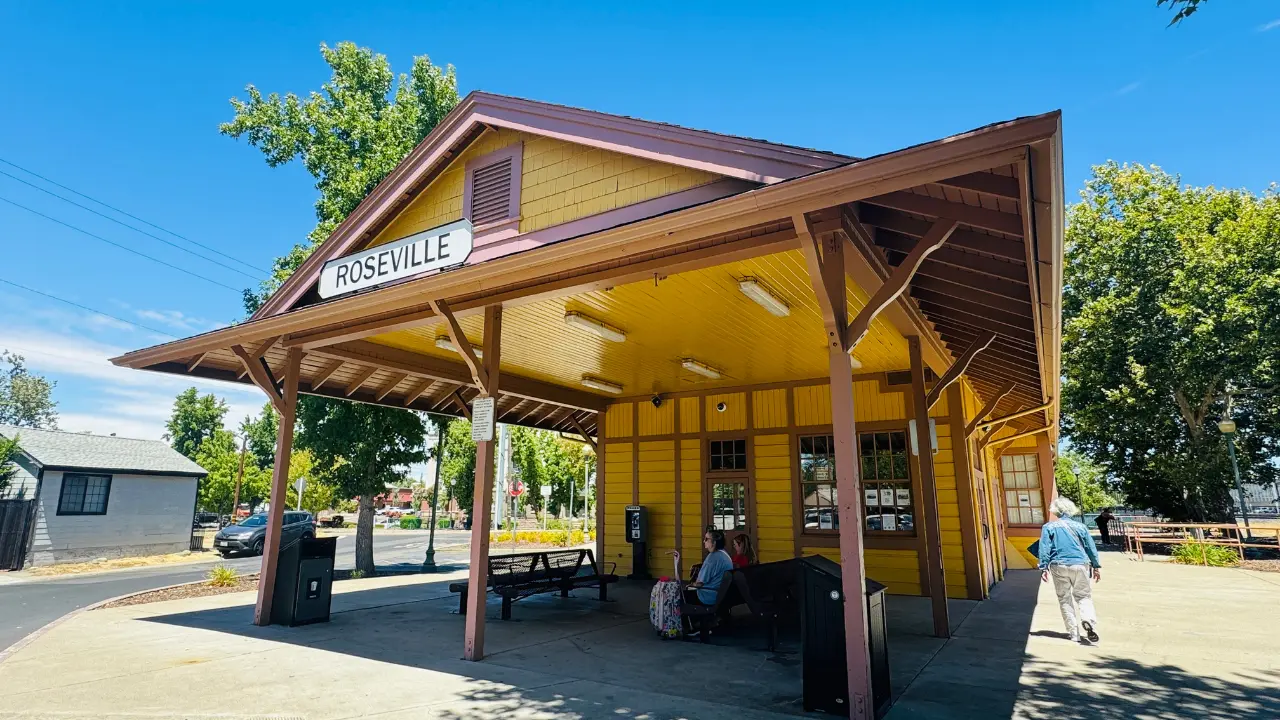 Amtrak Train Station Roseville, CA (RSV)
