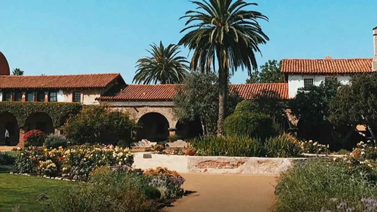 Amtrak Train Station San Juan Capistrano, CA (SNC)