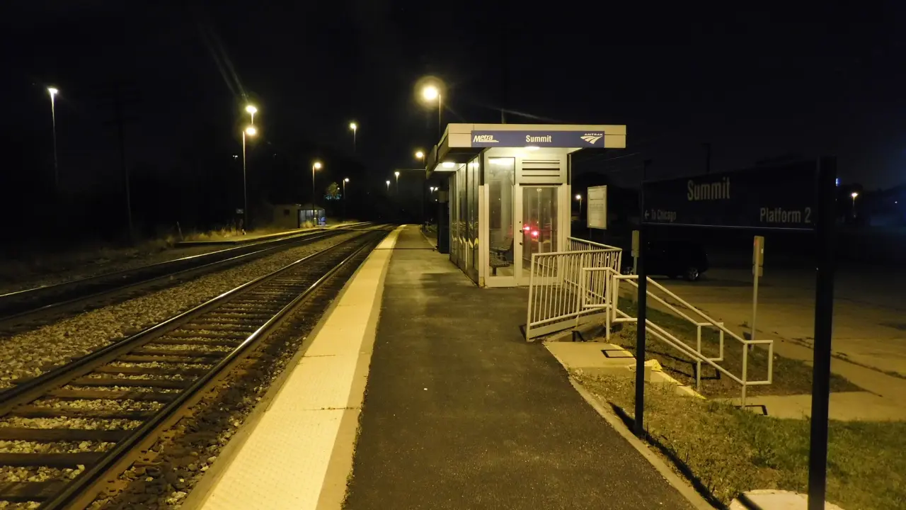 Amtrak Train Station Summit, IL (SMT)