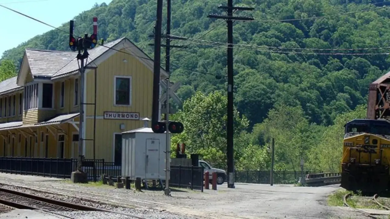 Amtrak Train Station Thurmond, WV (THN)