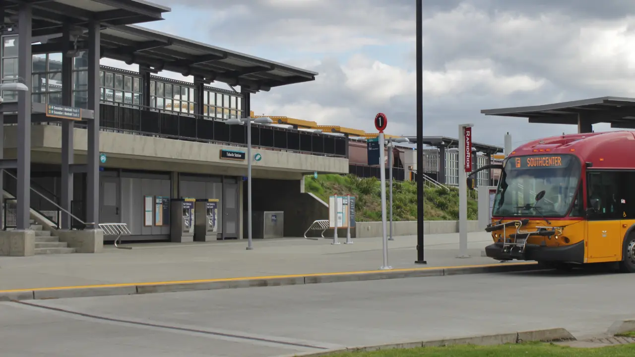 Amtrak Train Station Tukwila, WA (TUK)