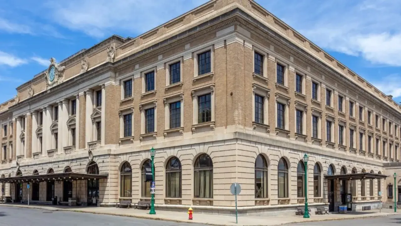 Amtrak Train Station Utica, NY (UCA)