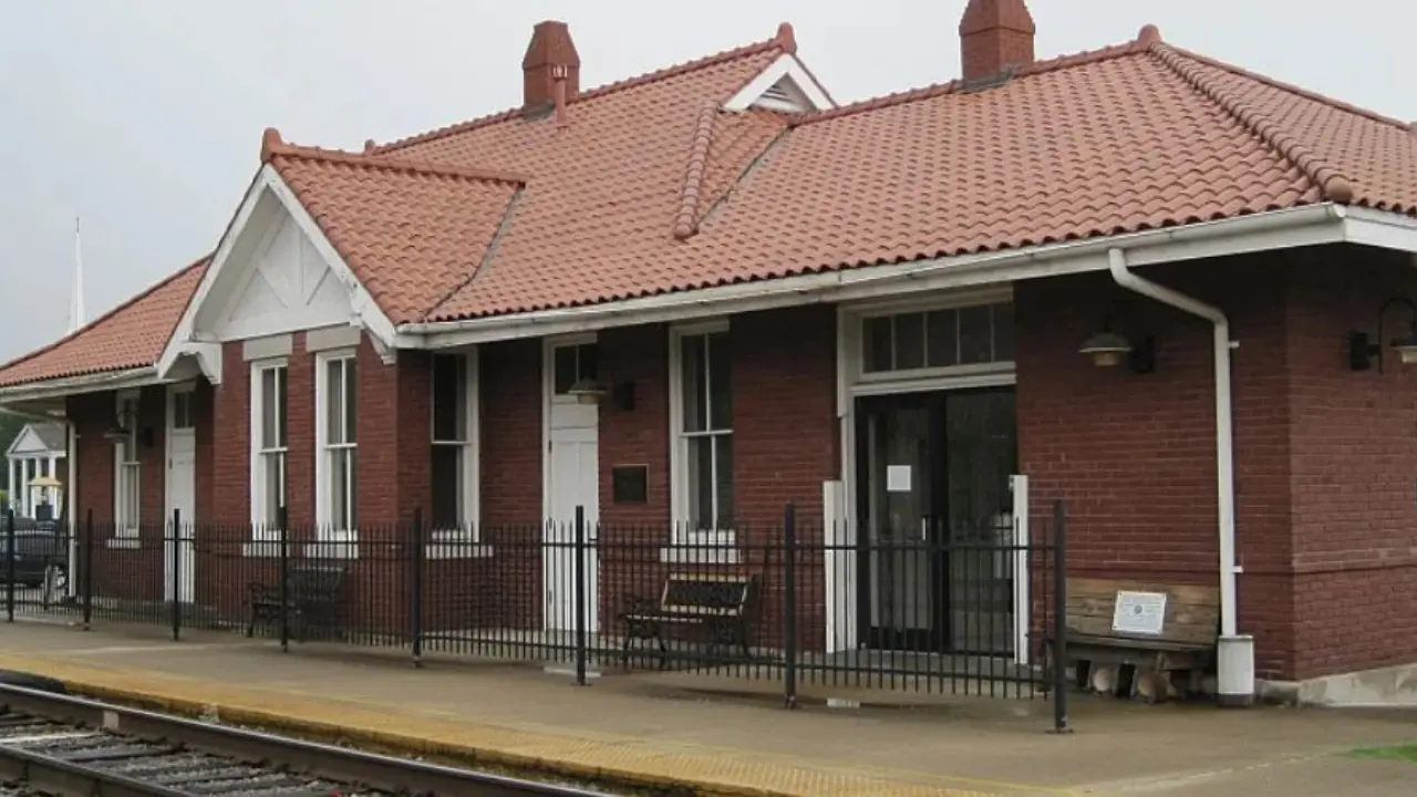 Amtrak Train Station Walnut Ridge, AR (WNR)