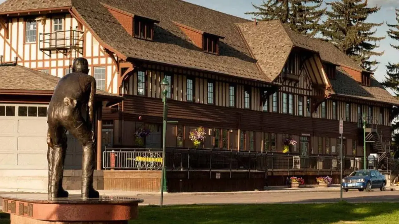 Amtrak Train Station Whitefish, MT (WFH)