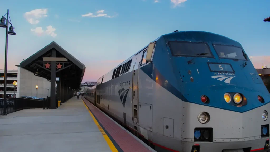 Amtrak Stops in New Rochelle