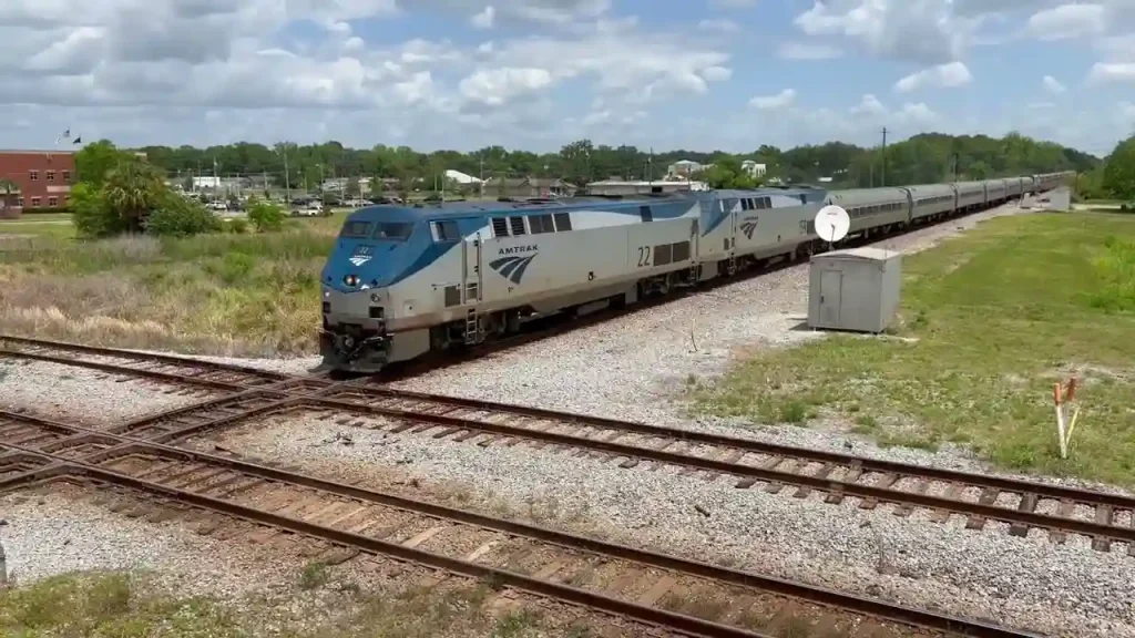Amtrak Tampa to Miami: Trains, Schedule, Ticket Fares, and Cabins