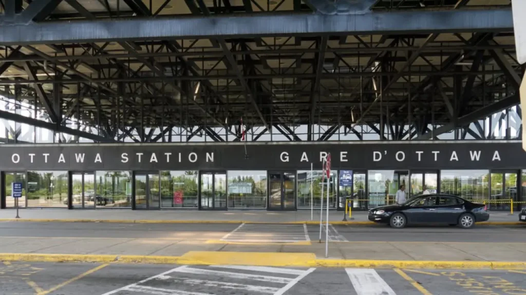 ottawa via rail stations Parking
